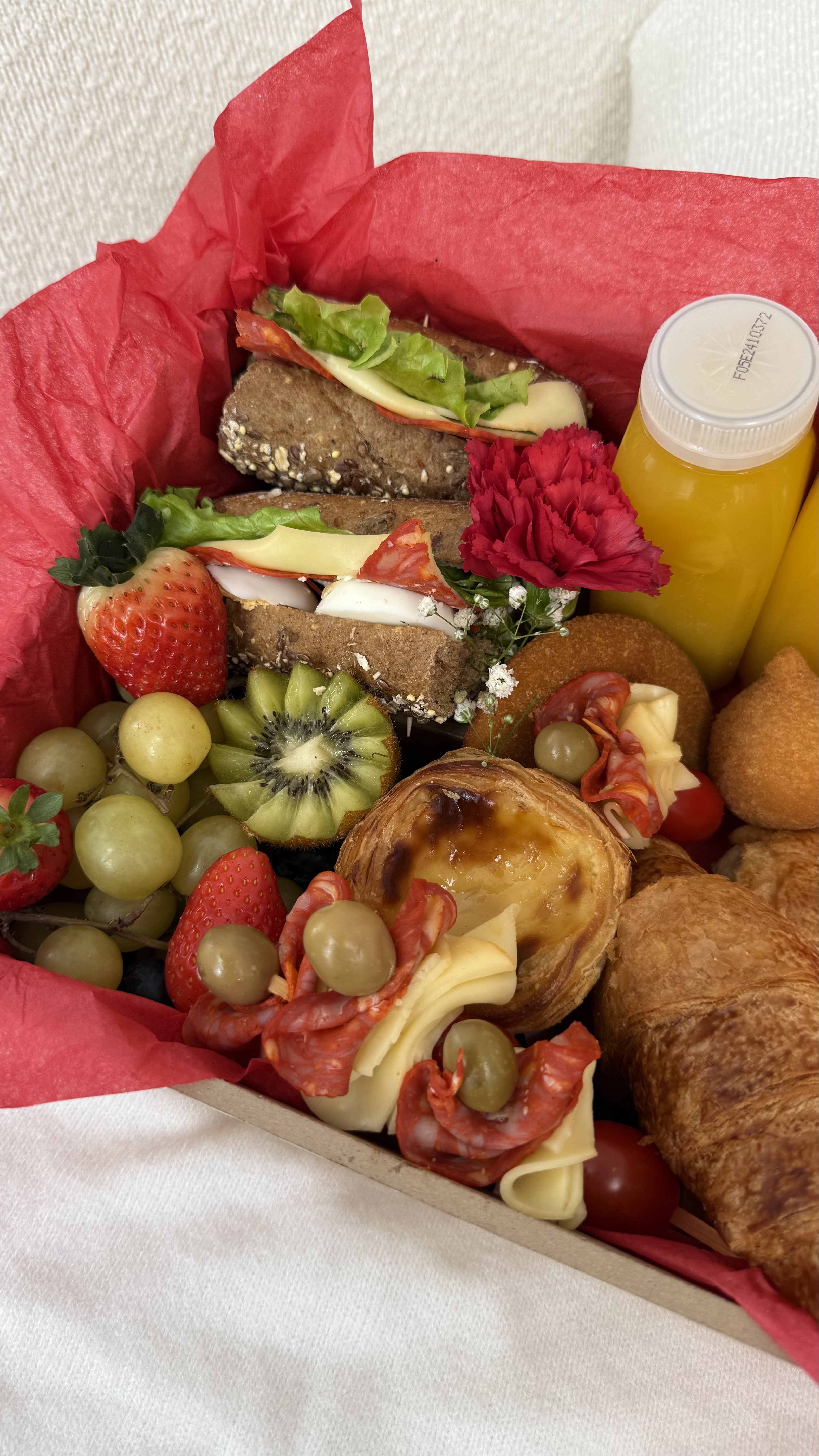 Brunch Box Premium, criado à mão pela Flor & Pão