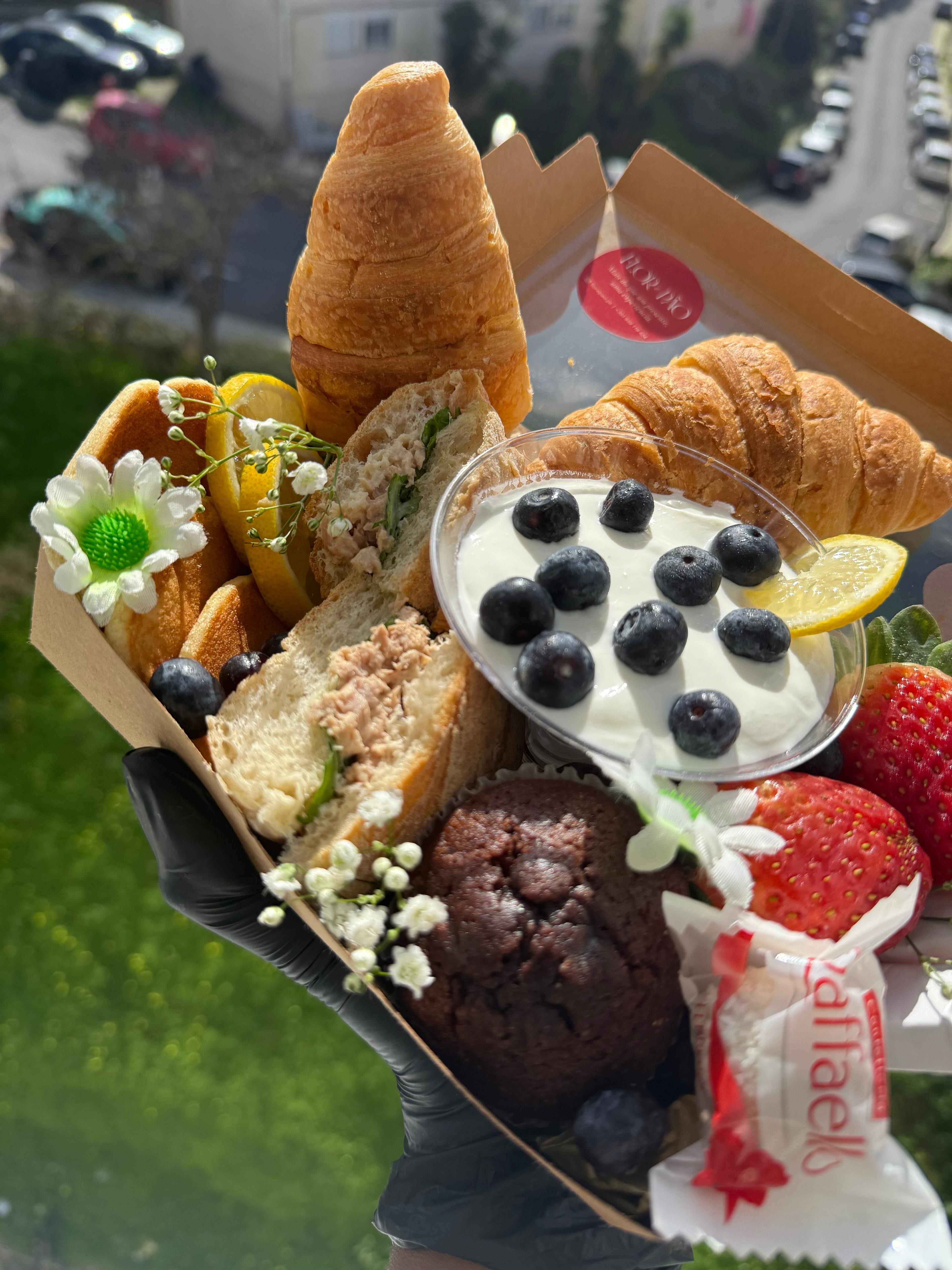 Brunch Box Mini, criado à mão pela Flor & Pão